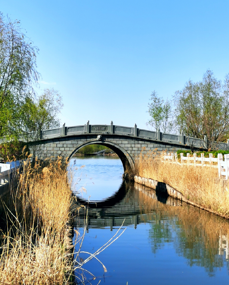 虹桥千步廊半在水中央