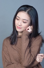 572607