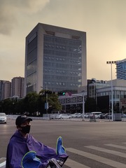 1000038683
