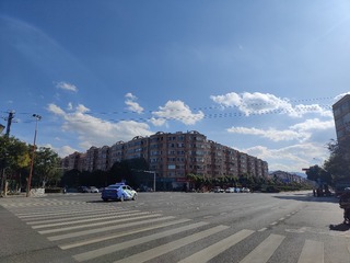 1000044873