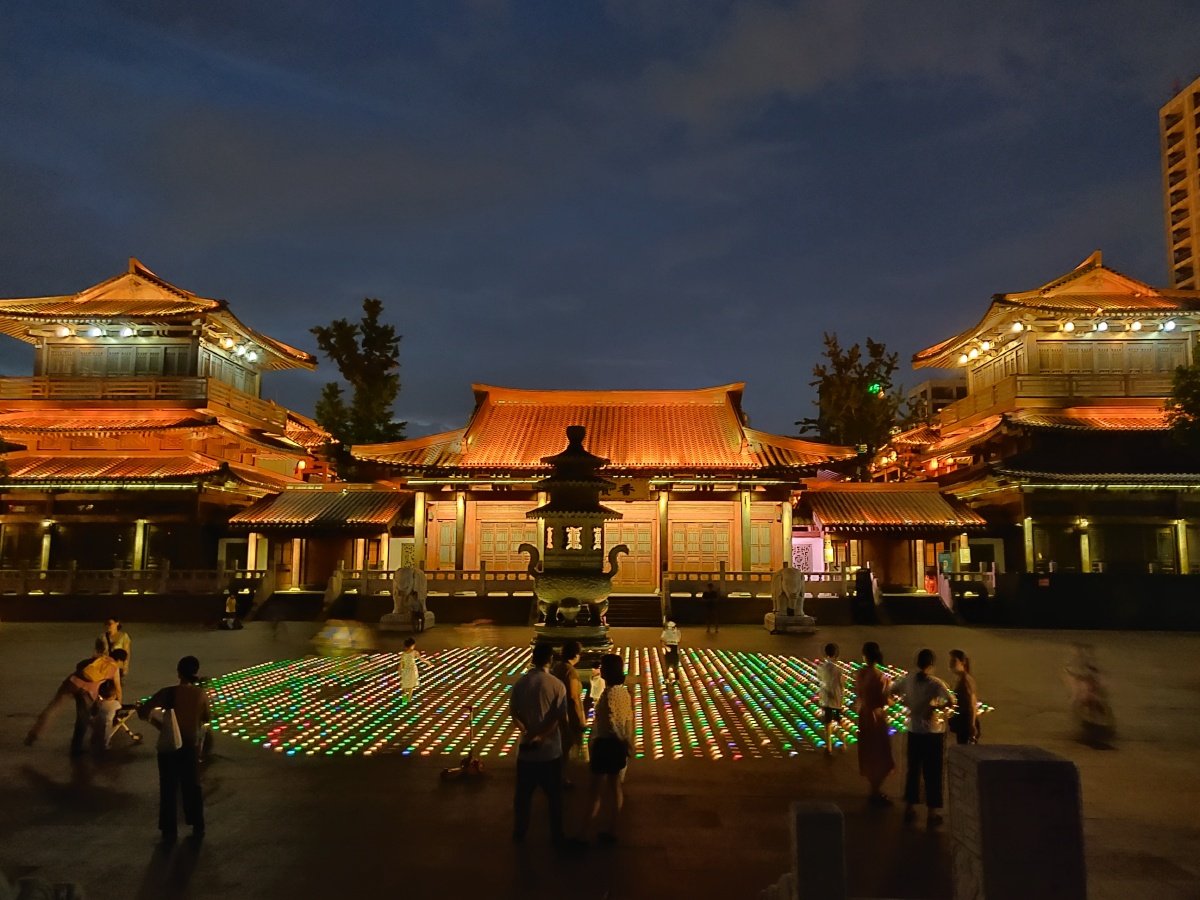 杭州香积寺夜景