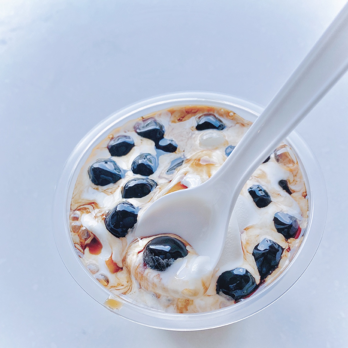 麦当劳的这款冲绳黑糖珍珠圣代是美味呀抓住夏天的尾巴