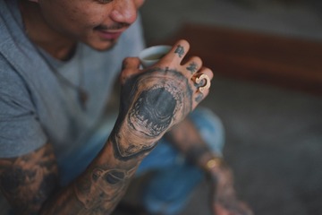 001