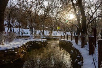 冰雪水磨河