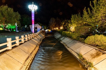 干渠夜色