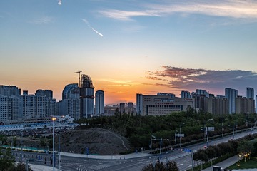 都市朝霞
