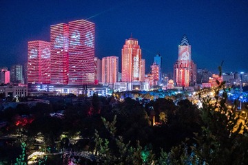 彩色城市——乌鲁木齐灯光秀（卌二）