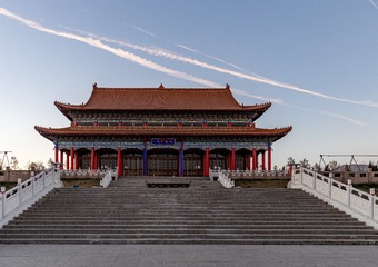 新疆昌吉灵香寺大雄宝殿