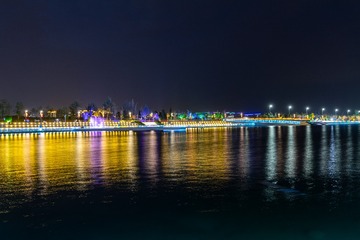 多彩夜色