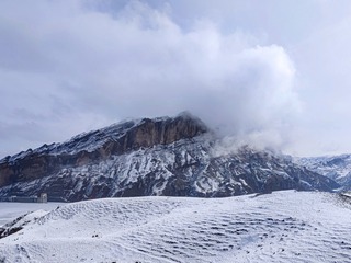 省道101百里丹霞之雪景