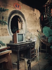 001