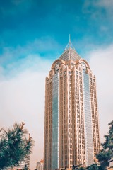 365364