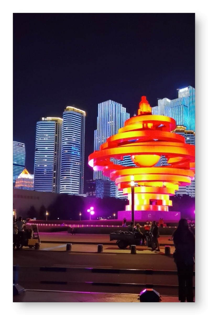 五月的风夜景