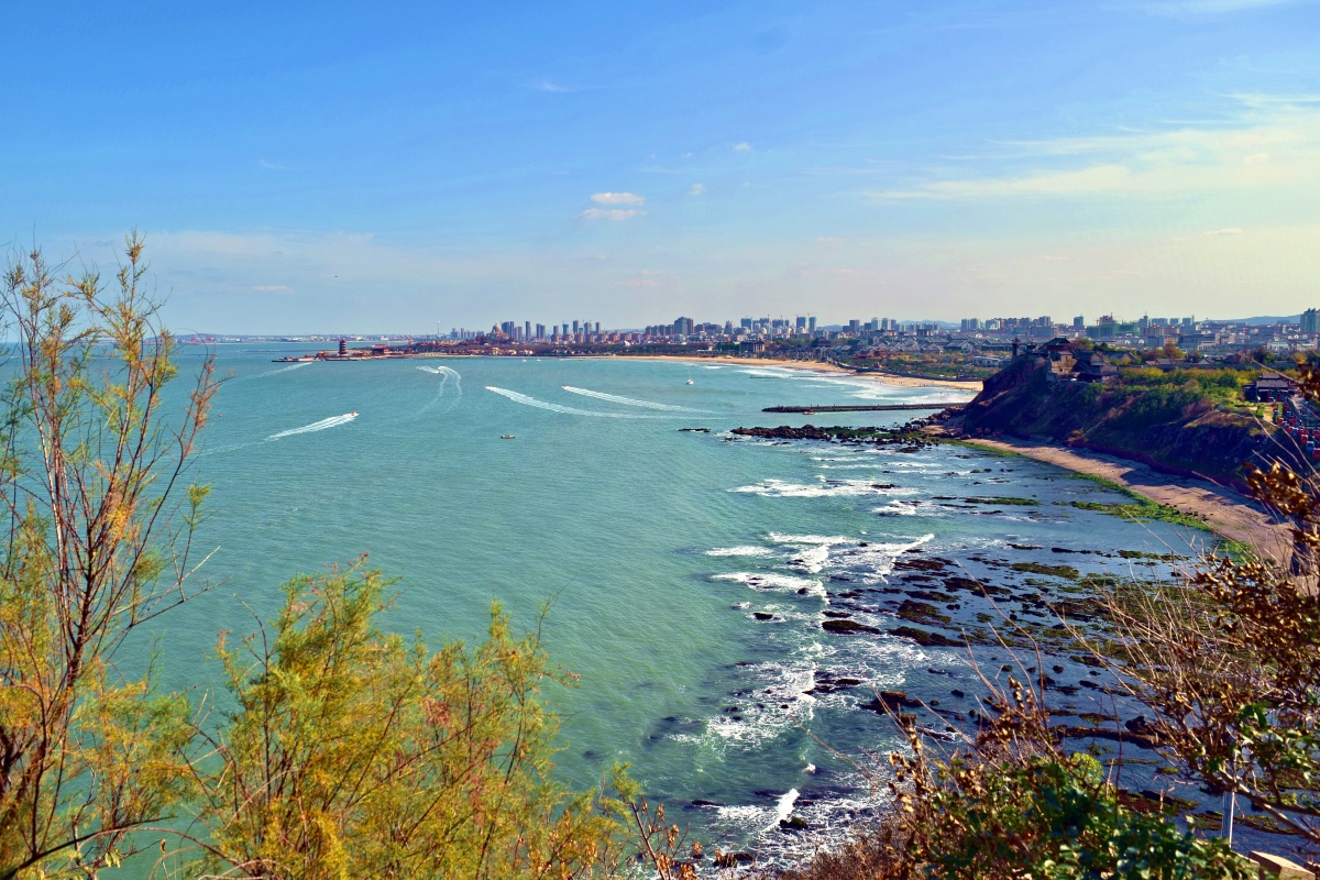 秋高气爽的渤海湾