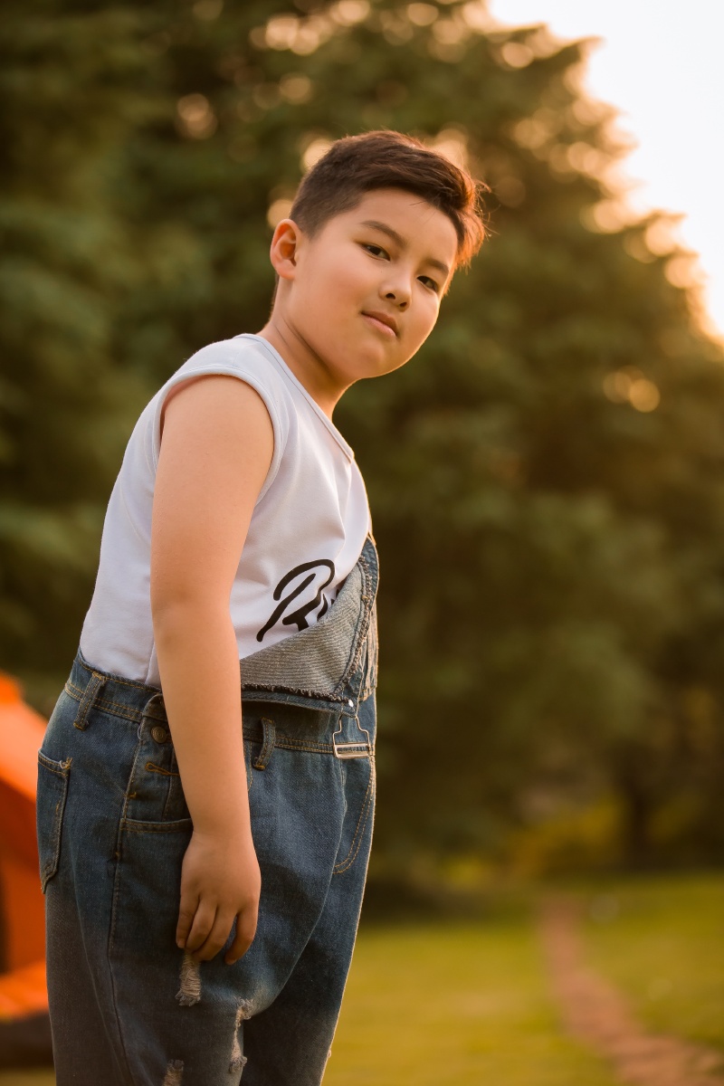 九岁的帅气男孩 - 摄影师157708563521915 - 图虫