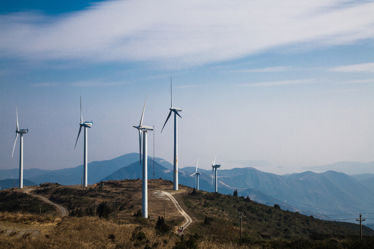 再拍鹤顶山风车
