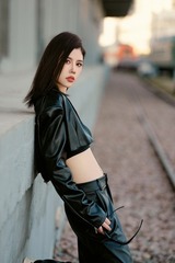 001