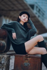 001