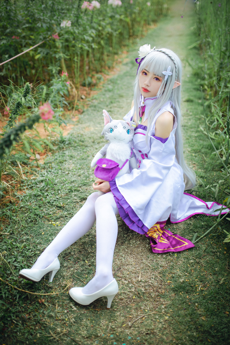 从零开始的异世界生活艾米莉亚cosplay
