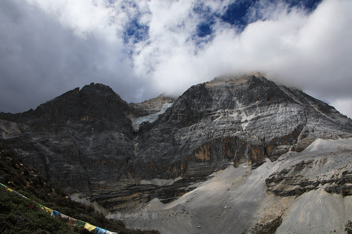 1220095019.jpg