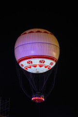 暗夜热气球