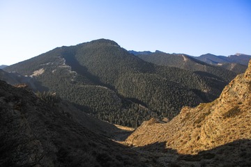 贺兰山深处