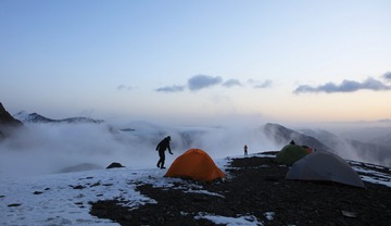 雪山营地