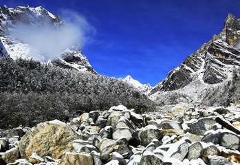 冰雪贡嘎