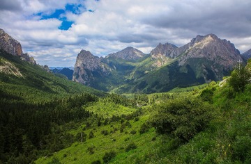 扎尕那后山
