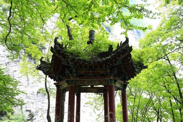 夏日凉亭