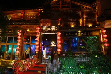 夜色丽江