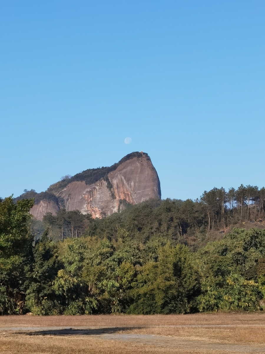 丹霞山阳元山清晨