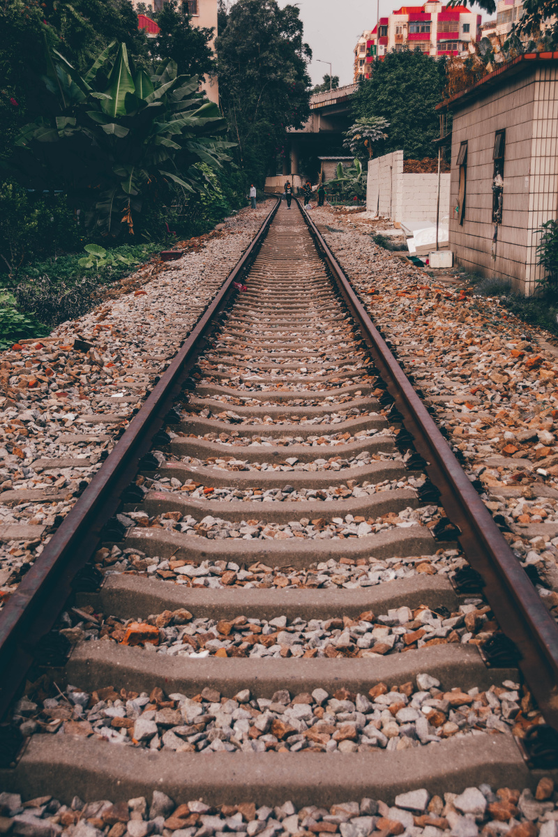广州废弃铁轨