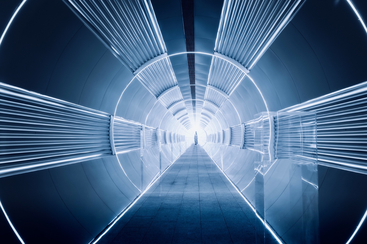 时光隧道在无限的时空里有无数个小小的我你遇到的是哪个我呢