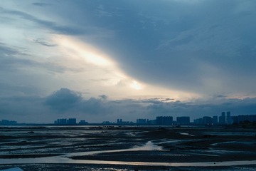 A06950B4-8C03-4786-B6F2-83F01CF5597F/L0/001