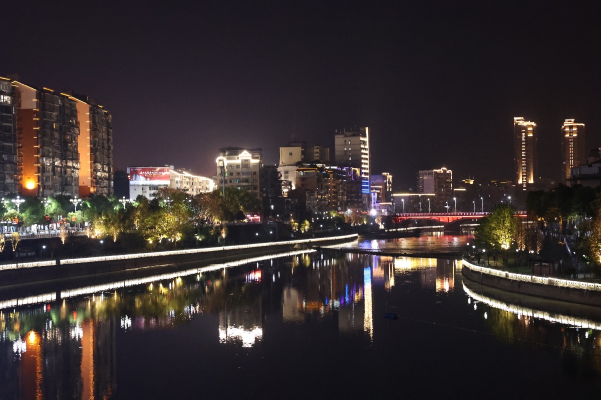 建阳潭城夜景