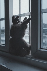 133122