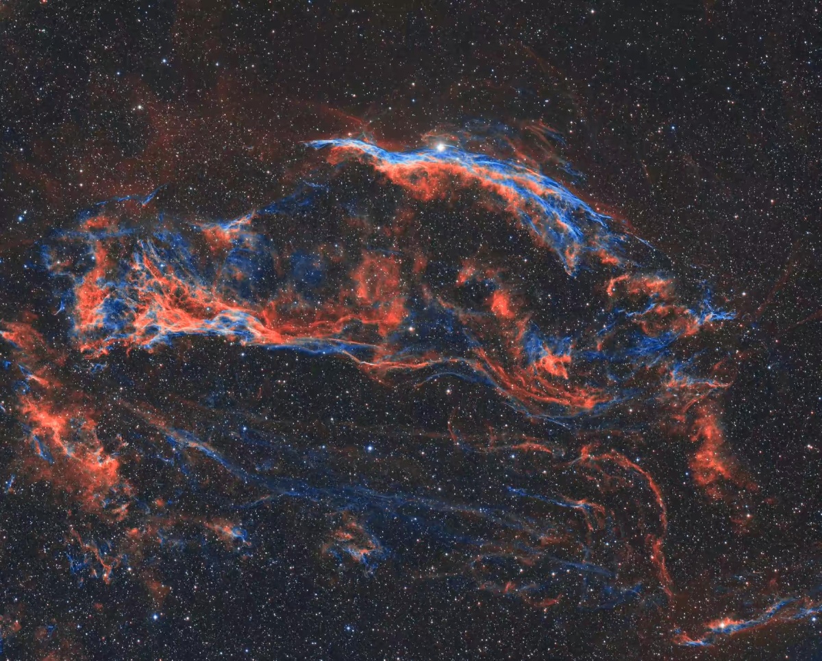 ngc6960北面纱星云