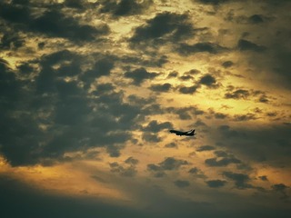 023F17C2-78DD-40F2-BEB2-2E14B466F592/L0/001
