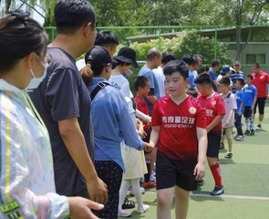 BC6901C2-98C6-4290-82BF-483AB86EB982/L0/001