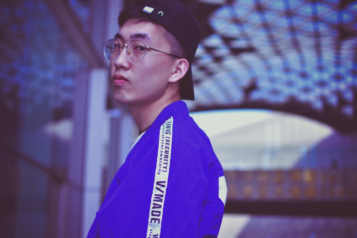 蓝- 余余余志杰_accompany - 图虫