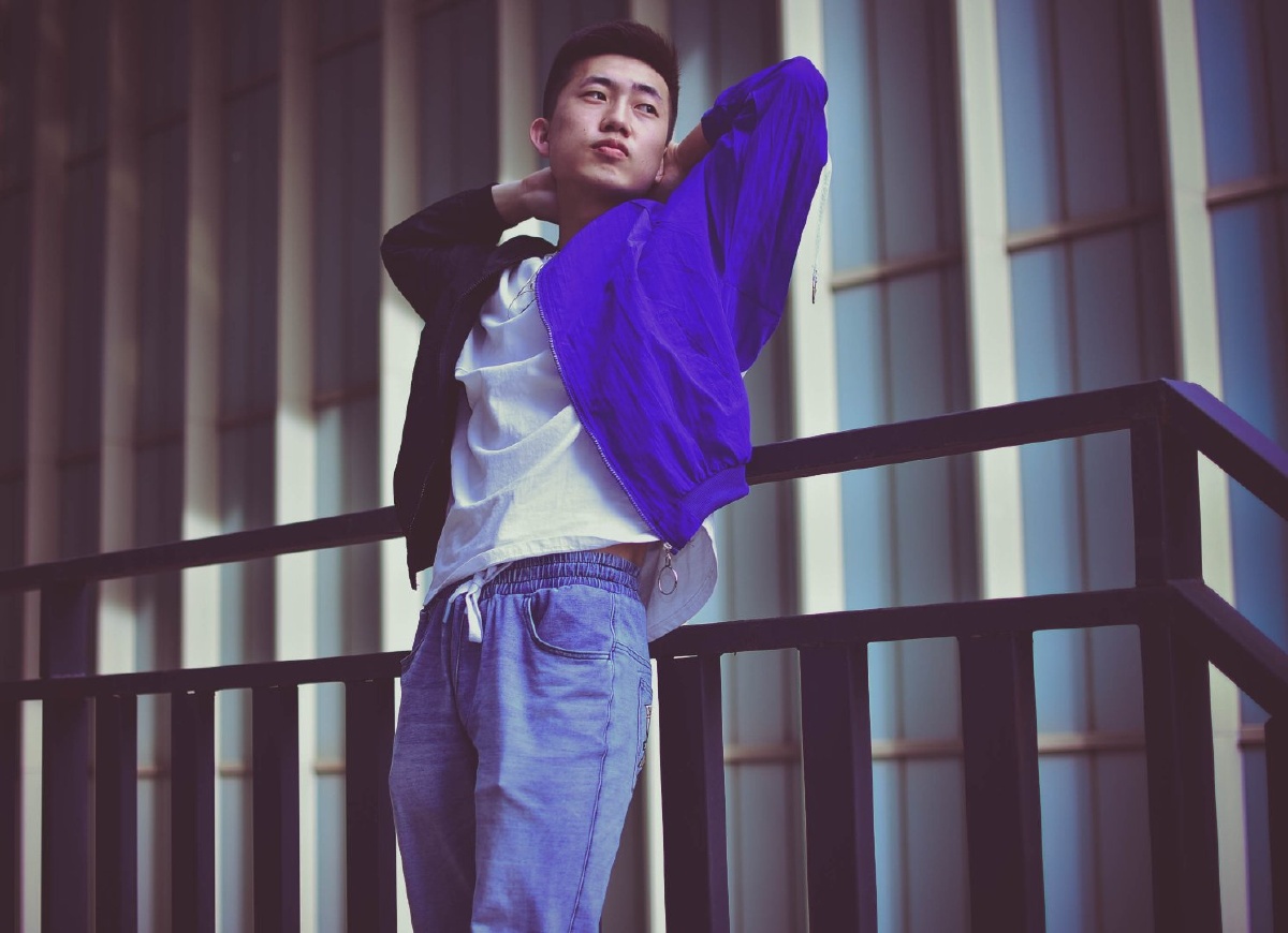 蓝- 余余余志杰_accompany - 图虫