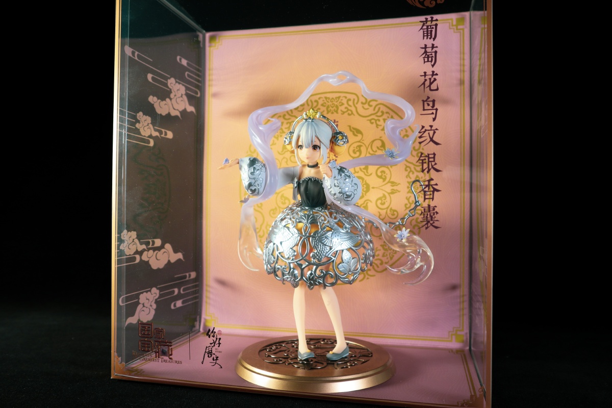 myethos-葡萄花鸟纹银香囊手办摄影 - coconut雷 - 图虫