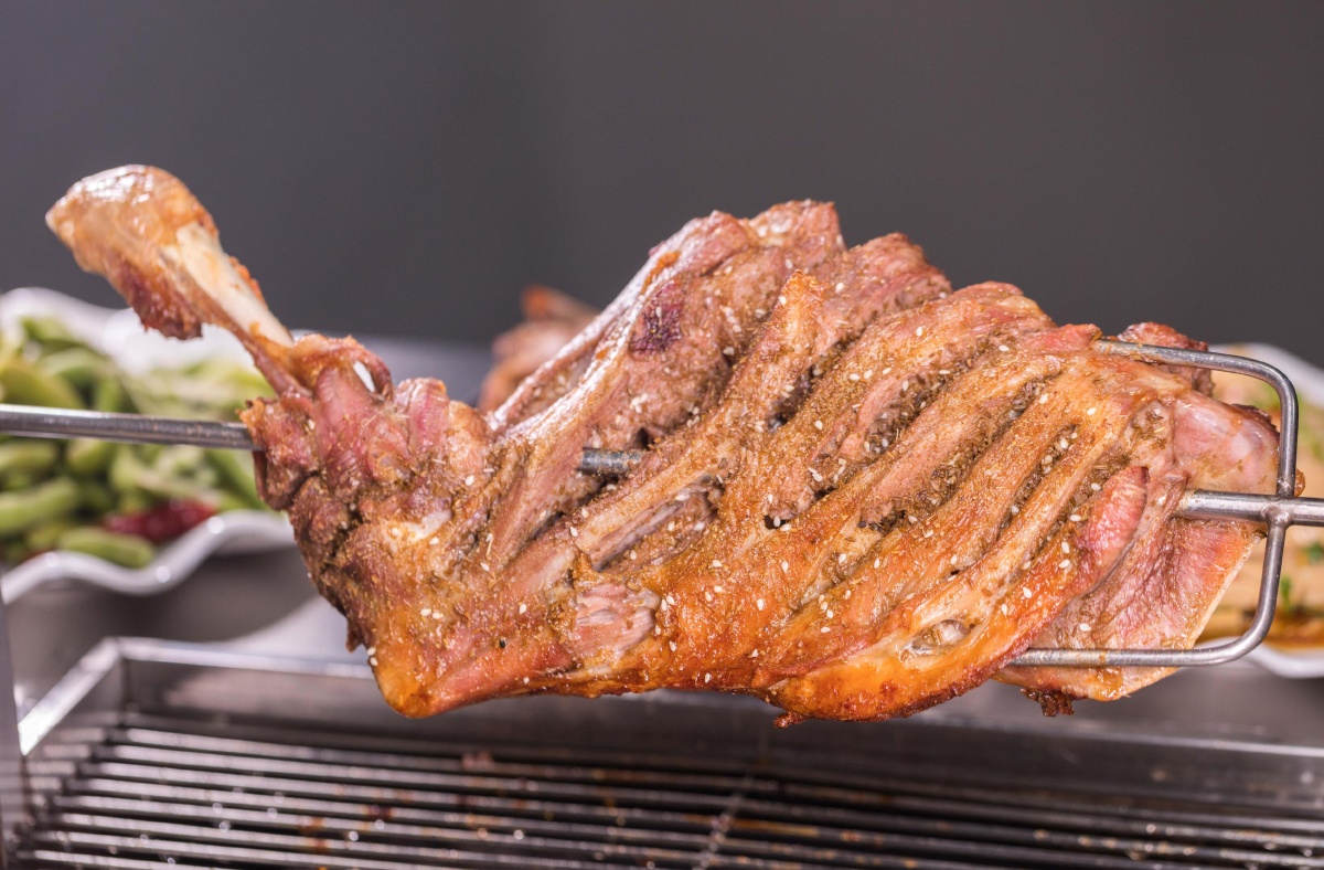 唐唐风2020年9月6日953关注烤羊腿舌尖美食烤羊排烤羊腿今日份美食