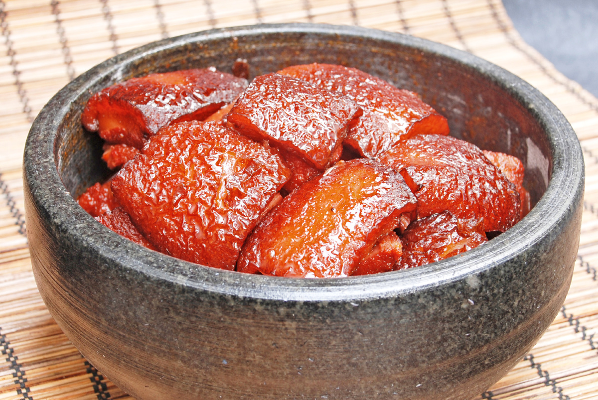 石锅红烧肉