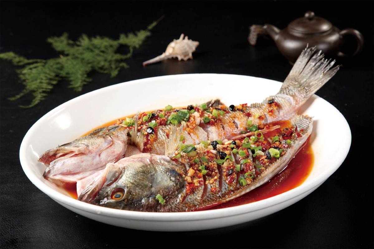 豆豉蒸鲈鱼