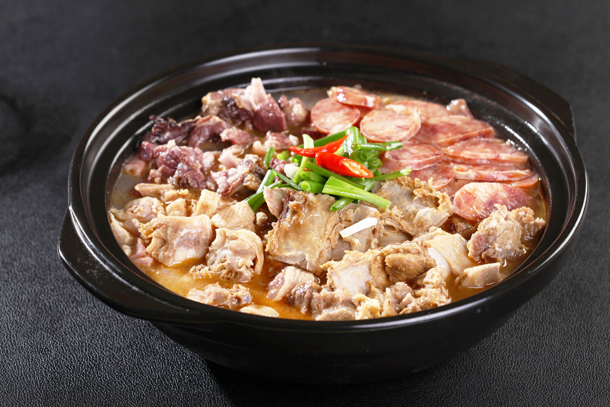 砂锅腊味乱炖