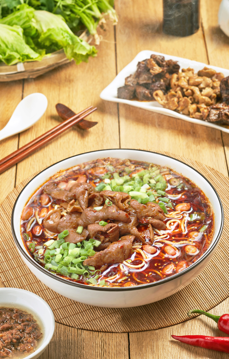 麻辣肥肠小面 - 唐唐风 - 图虫