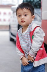 1556142