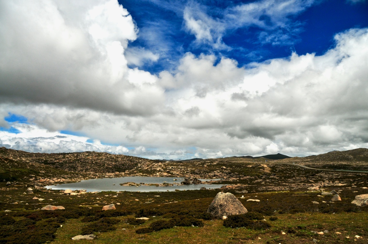 川藏线上的美景(5)--稻城海子山古冰帽